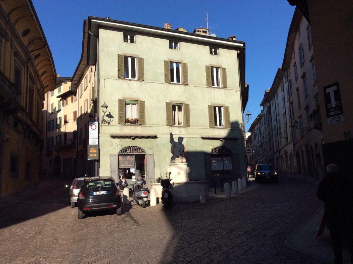 Accademia Deluxe Apartment Bergamo Exterior photo